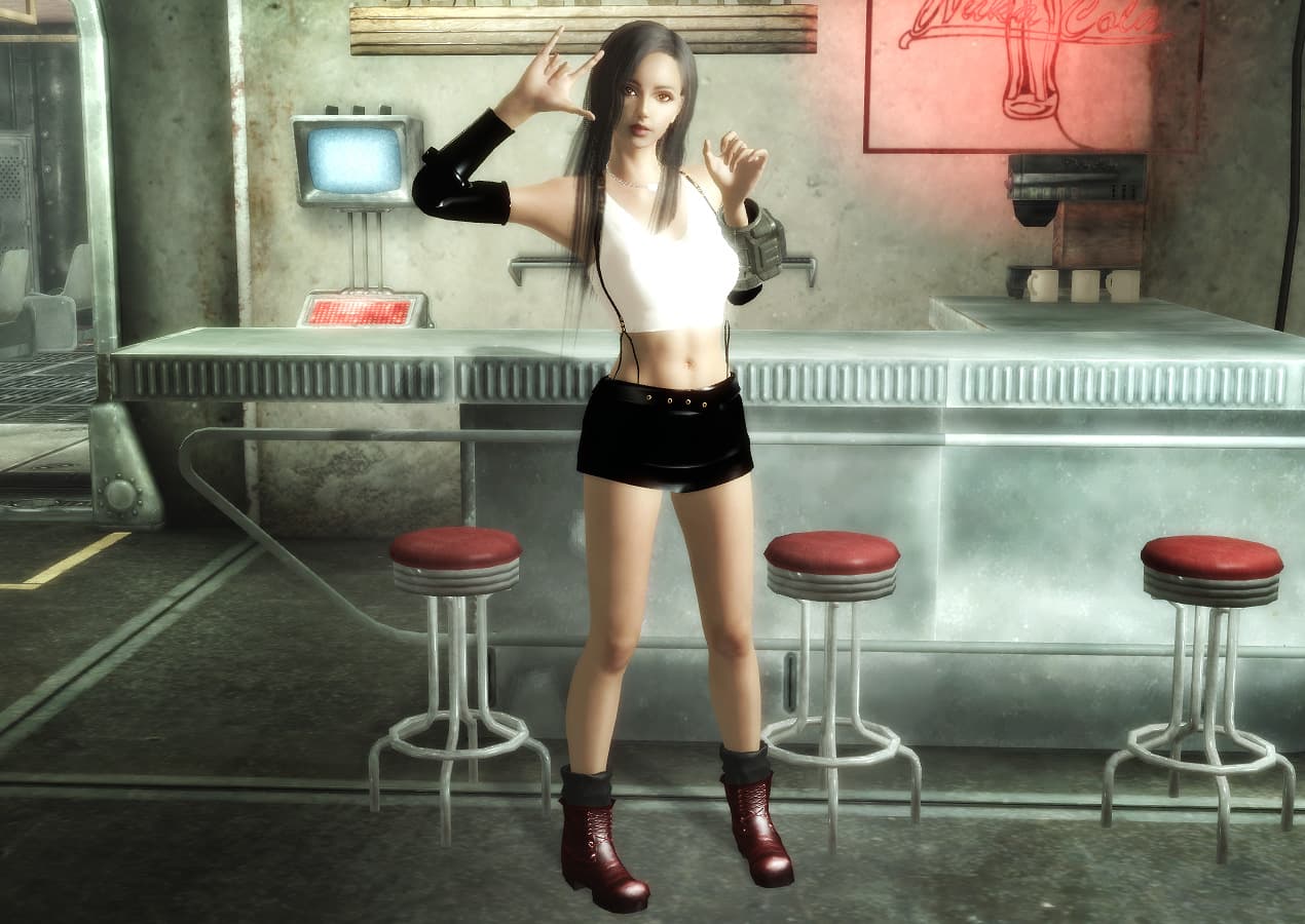 Dimonized female small hands